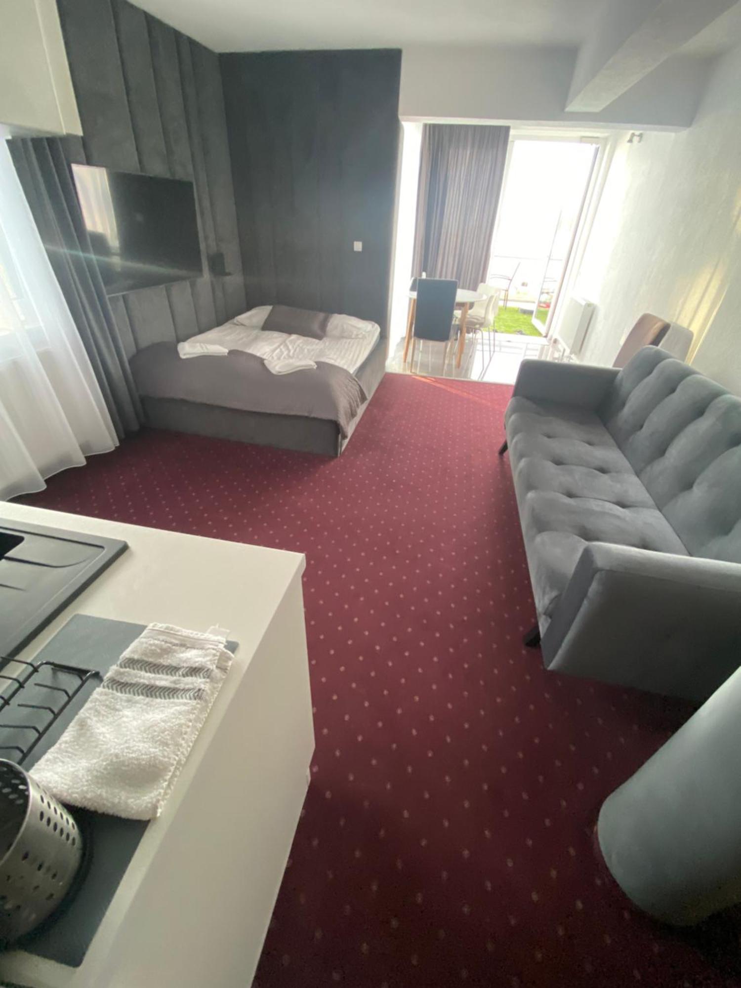 Apartamenty Nad Jeziorem Charzykowskim Villa Emilia Charzykowy Buitenkant foto
